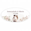 Adesivo oval personalizado de noivos se beijando rodeados de flores para casamentos